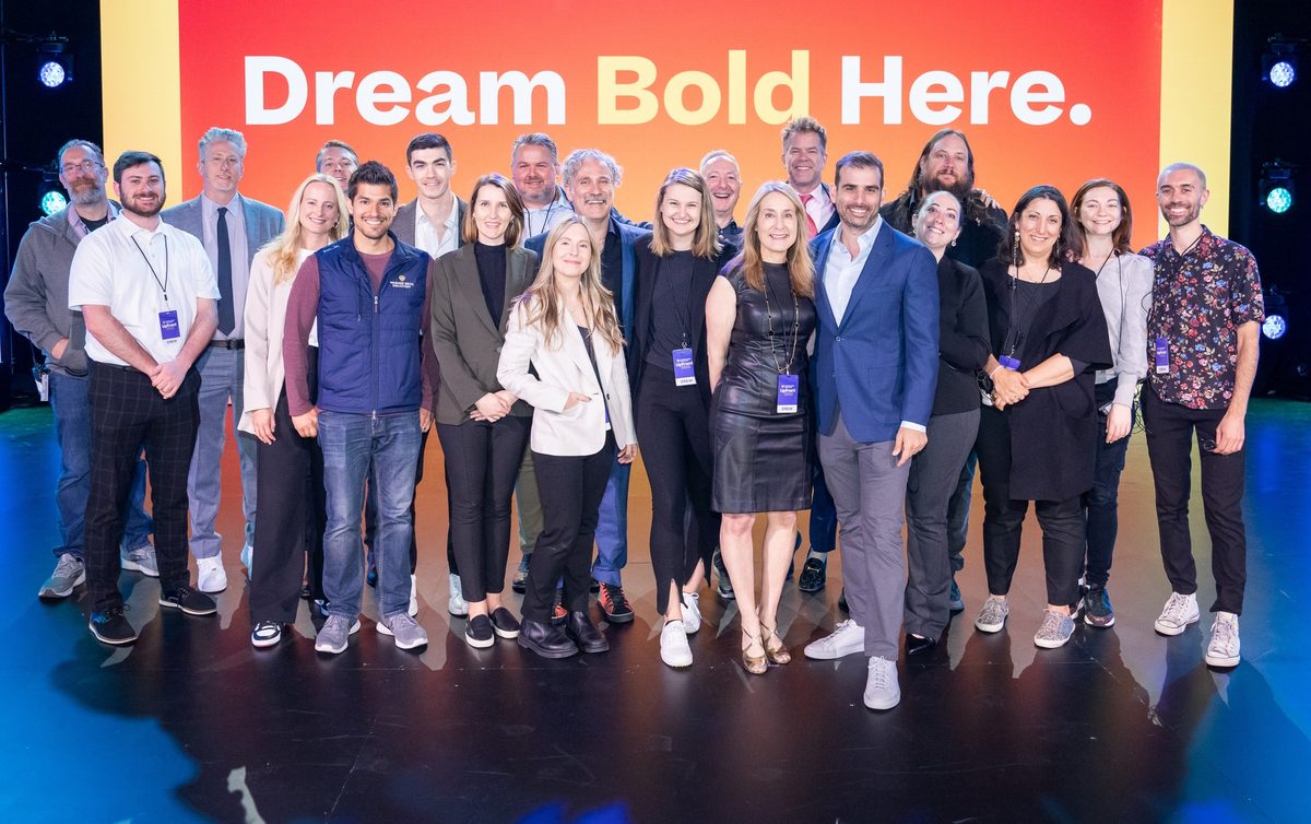 Lift and Lead community group photo